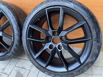 GEMINI SCHWARZ skoda Octavia RS 3 5x112  7,5x18 ET 51 - 1