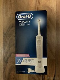 Zubna kefka Oral B Vitality 100