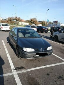 Renault Megane - 1