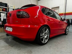 Leon Cupra R 1M 1.8T