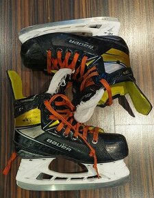 Detske hokejové korčule Bauer Supreme 3S JR 2.5 EU35.5 - 1