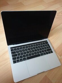 Macbook pro 2019 13" na diely