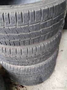 zimné pneu 215/60 r17C