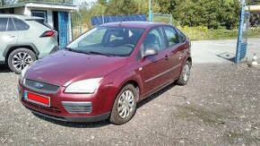 Ford Focus  1,4 benzin 59KW