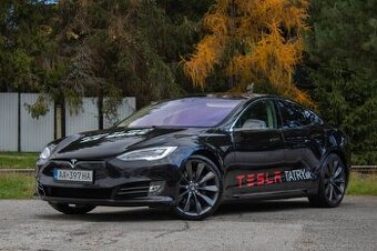 Tesla model S.