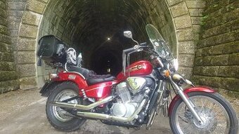 Honda shadow vt600c 2001