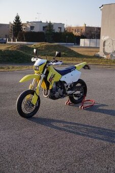 Suzuki DRZ 400 SM