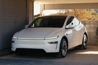 Tesla Model Y Long Range AWD MY2025