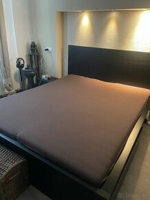Predalm manželskú posteľ Malm Ikea