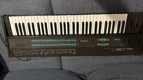 Yamaha DX 7