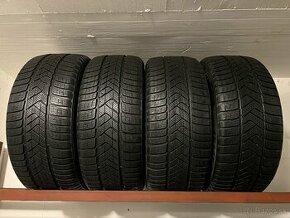 4x 235/45 r18 ZIMNE PIRELLI SOTTOZERO 3