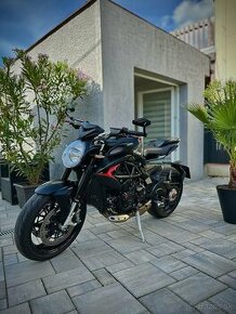 MV Agusta Brutale 800 - 1