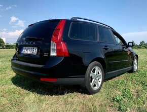 Ponúkam na predaj VOLVO V50 D4204T