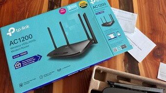 TP-LINK AC1200 ARCHER VR300 modem a router v jednom - 1