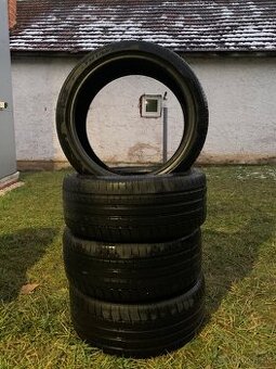 Triangle sportex 225/40 r18