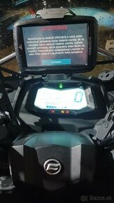 Garmin ZUMO 595 + kolíska Touratech