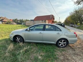 TOYOTA AVENSIS