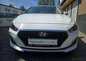 Hyundai i30 1.4-KAMERA-TAŽNÉ-FASTBACK