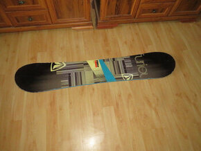 Predam snowboard FIREFLY,157 cm,bez viazania