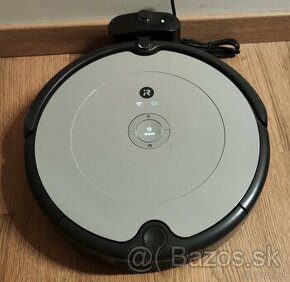 iRobot Roomba 698