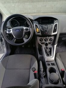 Ford Focus combi 1,6 benzin