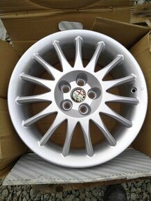 16" ALFA ROMEO,FIAT 100 % stav originál + pneu.