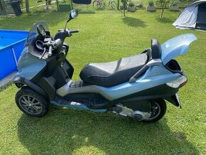 Predám piaggio mp3 125 - 1