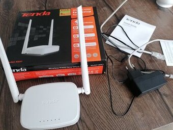 Tenda N300 wifi router