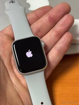 Apple Watch SE 2 44mm GPS Silver - 100% zdravie