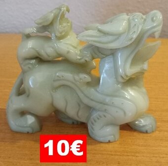 sklenené, porcelánové veci