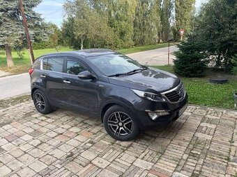 Kia Sportage 2.0 L 135 kw automat diesel