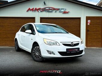 Opel Astra 1.4 Turbo 88kW 2011