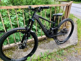 Specialized Enduro comp Carbon veľkosť S3 - M