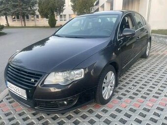 Predám Passat B6 2.0 FSI RLine 4x4 110kw + oficiálne LPG