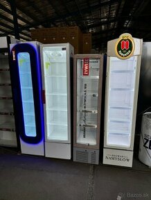 Prosklená chladicí lednice