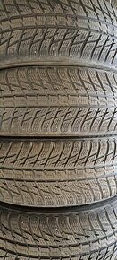 Predám 4ks jazdené zimné 215/55r18-95H Nokian