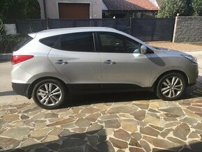 HYUNDAI ix35, 2.0 CRDI, 4x4