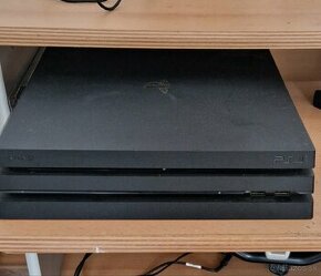 PS4 Pro +(Volant s pedalmi) - 1