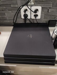 PS4 PRO 1TB