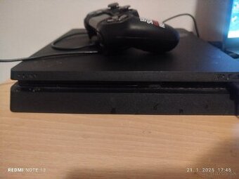 PREDÁM PS4 SLIM 500GB+1 OVLÁDAČ