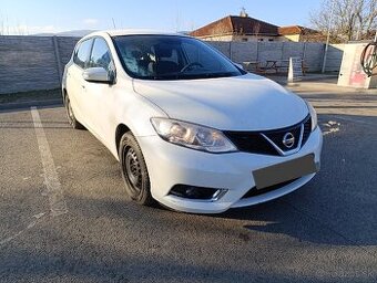 Nissan pulsar 1.2 r.2015