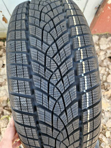 215/55 r18 zimne pneu 215/55/18 215 55 18 pneumatiky R18 - 1