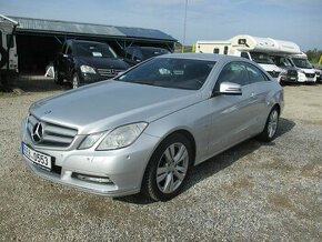 MERCEDES E220CDI COUPE AVANTGARDE 2012 - 1