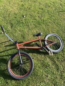 BMX Mutiny - 1