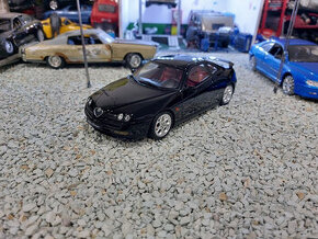 model auta Alfa Romeo GTV V6 Otto mobile 1:18