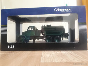 Abrex 1:43 Praga V3S (1967) Fekál_zelený