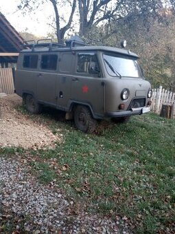 UAZ 452 Buchanka