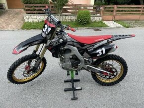 Predám hondu CRF250R 2017