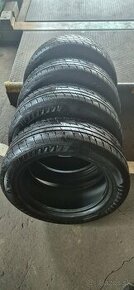 Predám 4ks.zimné pneumatiky matador 235/55R18 100H. - 1