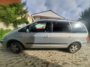 Volkswagen Sharan 1.9 TDI 85 kw - 1